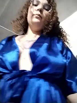 Ambrcrazzy6 online show from April 2026 10:52:02 PM