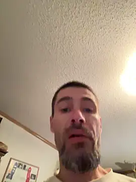 tommattsonn online show from April 2026 10:48:01 PM