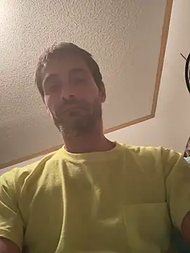 Snapshot of tommattsonn chatting on July 2026 02:57:02 AM tommattsonn online show from July 2026 02:57:02 AM