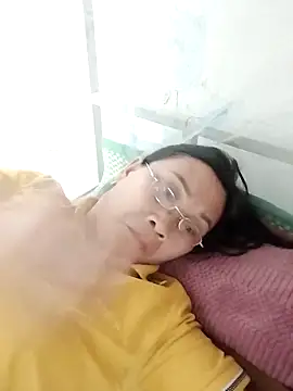 miko nyan2006 online show from April 2026 05:28:01 PM