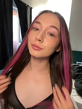 Snapshot of OliviaMorgan_ chatting on May 2026 09:39:02 AM OliviaMorgan online show from May 2026 09:39:02 AM
