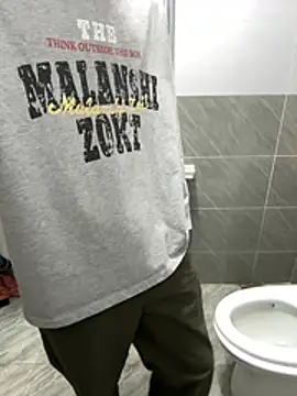 Snapshot of gold221298 chatting on February 2026 02:14:01 PM gold221298 online show from February 2026 02:14:01 PM