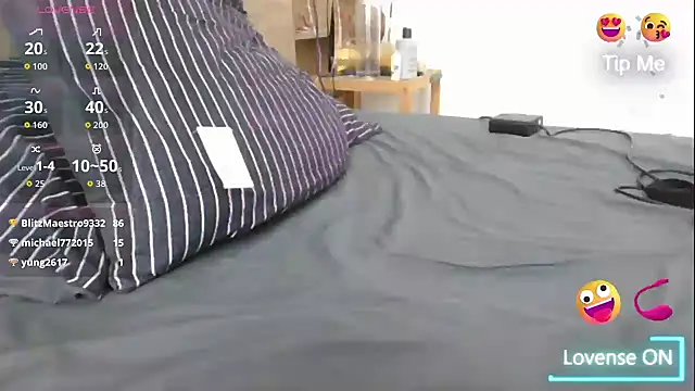 Snapshot of gold221298 chatting on March 2026 05:08:02 AM gold221298 online show from March 2026 05:08:02 AM