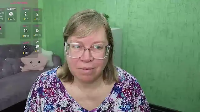 Snapshot of Emma_Eclipsee chatting on February 2026 09:14:02 AM Emma Eclipsee online show from February 2026 09:14:02 AM