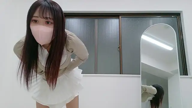 Snapshot of rinochan_v chatting on February 2026 01:52:01 PM rinochan v online show from February 2026 01:52:01 PM