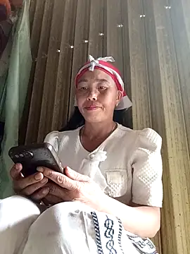 Snapshot of lena-cute chatting on April 2026 06:20:01 AM lena-cute online show from April 2026 06:20:01 AM