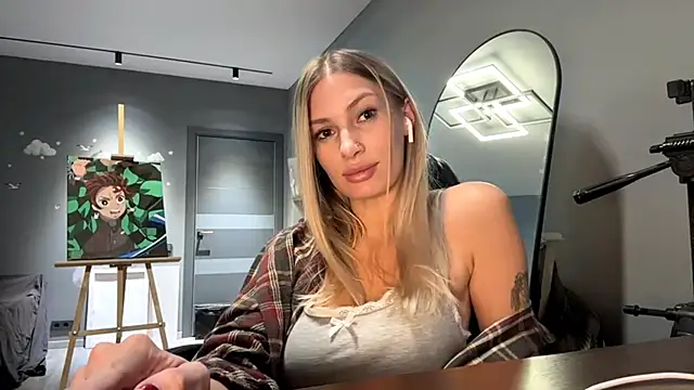 Snapshot of SoftnessMila chatting on February 2026 03:11:01 PM SoftnessMila online show from February 2026 03:11:01 PM