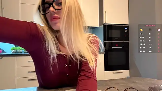 Snapshot of SoftnessMila chatting on February 2026 03:45:02 PM SoftnessMila online show from February 2026 03:45:02 PM