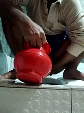 Snapshot of sos-boy chatting on February 2026 04:41:02 AM sos-boy online show from February 2026 04:41:02 AM