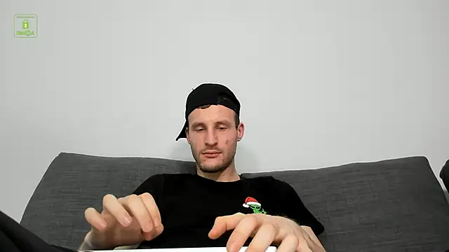 Snapshot of Deymond_Russo chatting on February 2026 06:04:01 PM Deymond Russo online show from February 2026 06:04:01 PM