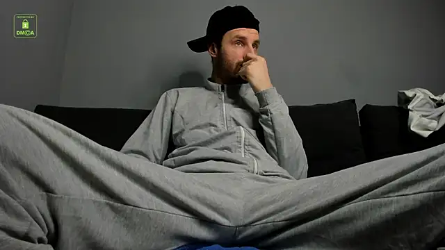 Snapshot of Deymond_Russo chatting on March 2026 12:40:01 PM Deymond Russo online show from March 2026 12:40:01 PM