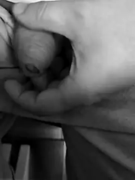 Snapshot of MonyFlorin68 chatting on February 2026 08:59:02 AM MonyFlorin68 online show from February 2026 08:59:02 AM