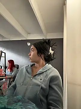 Sara Fernandez  online show from February 2026 01:40:01 PM