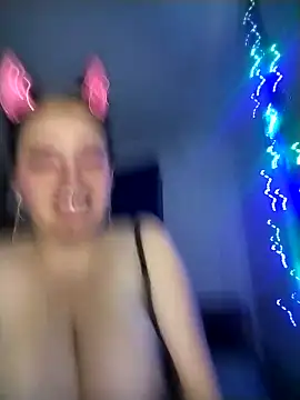 Deimoonblack26 online show from February 2026 07:03:02 PM