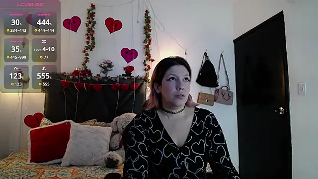 Snapshot of Sharma_Amayra chatting on February 2026 07:26:01 PM Sharma Amayra online show from February 2026 07:26:01 PM