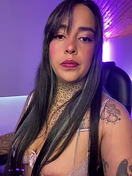 Snapshot of Annie_Alicee chatting on February 2026 02:01:02 PM Annie Alicee online show from February 2026 02:01:02 PM