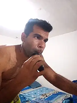 Snapshot of thom_1 chatting on February 2026 12:19:02 AM thom 1 online show from February 2026 12:19:02 AM