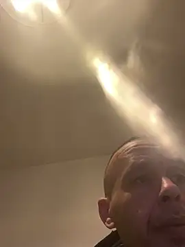 Snapshot of creativeX chatting on February 2026 01:03:01 AM creativeX online show from February 2026 01:03:01 AM