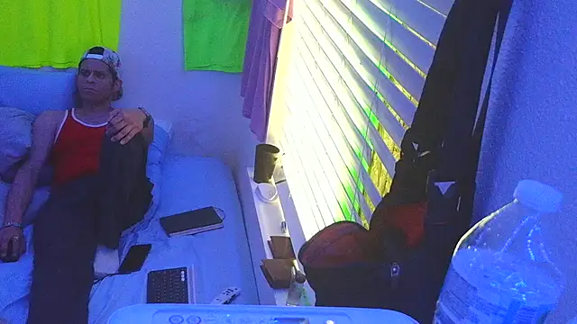 JokerAndyKenwood online show from February 2026 01:54:02 PM