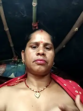 Snapshot of Hot_kiran4 chatting on March 2026 05:45:02 AM Hot kiran4 online show from March 2026 05:45:02 AM