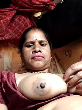 Snapshot of Hot_kiran4 chatting on March 2026 03:18:01 PM Hot kiran4 online show from March 2026 03:18:01 PM