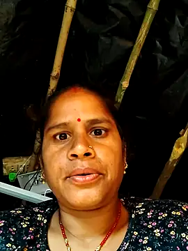 Snapshot of Hot_kiran4 chatting on March 2026 01:43:02 AM Hot kiran4 online show from March 2026 01:43:02 AM