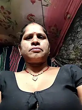 Snapshot of Hot_kiran4 chatting on April 2026 02:17:02 PM Hot kiran4 online show from April 2026 02:17:02 PM