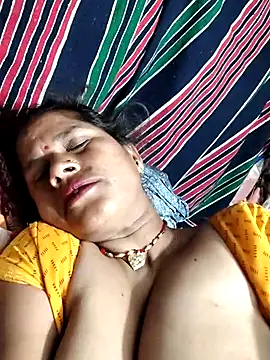 Snapshot of Hot_kiran4 chatting on April 2026 10:15:02 PM Hot kiran4 online show from April 2026 10:15:02 PM