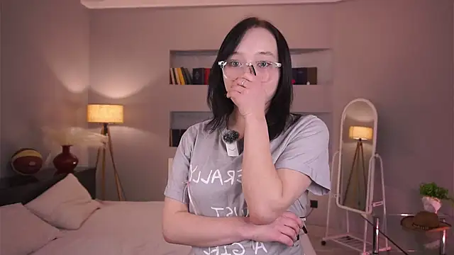 Snapshot of HannaHayles chatting on February 2026 06:02:02 PM HannaHayles online show from February 2026 06:02:02 PM