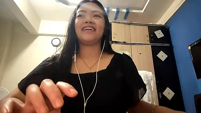 Snapshot of AntoninaDamewood chatting on February 2026 12:45:02 PM AntoninaDamewood online show from February 2026 12:45:02 PM