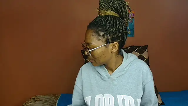Snapshot of ForeverSexy_ chatting on May 2026 01:51:02 PM ForeverSexy online show from May 2026 01:51:02 PM