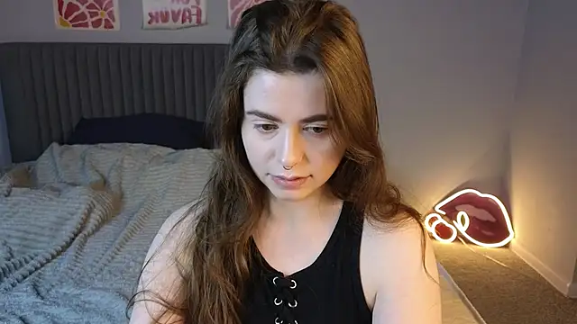 LovingWhisperr online show from March 2026 01:23:01 AM