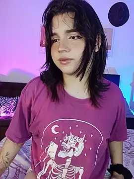 Snapshot of Daniellesins1 chatting on May 2026 01:13:01 AM Daniellesins1 online show from May 2026 01:13:01 AM