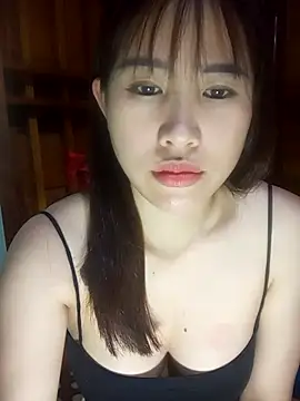 Snapshot of Yui-Ch1682 chatting on February 2026 12:23:02 PM Yui-Ch1682 online show from February 2026 12:23:02 PM