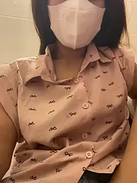 Snapshot of Miu_Xinh chatting on May 2026 07:08:02 PM Miu Xinh online show from May 2026 07:08:02 PM