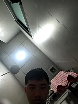 Snapshot of minh2k5 chatting on March 2026 04:09:01 AM minh2k5 online show from March 2026 04:09:01 AM