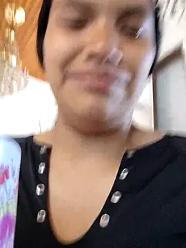 Snapshot of Julieta_Parker chatting on February 2026 03:34:02 PM Julieta Parker online show from February 2026 03:34:02 PM