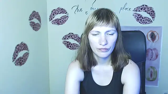 Snapshot of Rosalinda_ro chatting on June 2026 12:22:01 PM Rosalinda ro online show from June 2026 12:22:01 PM