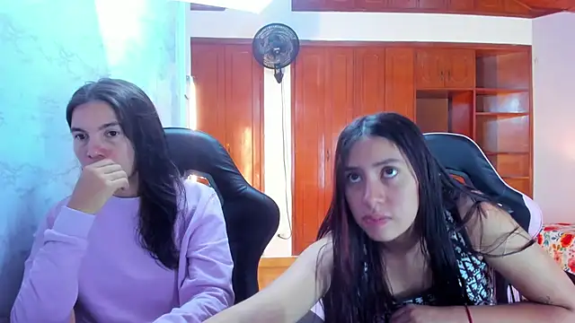 Snapshot of Emily_and_Soffy chatting on February 2026 12:19:01 PM Emily and Soffy online show from February 2026 12:19:01 PM