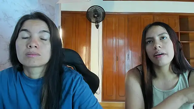 Snapshot of Emily_and_Soffy chatting on February 2026 12:10:02 PM Emily and Soffy online show from February 2026 12:10:02 PM