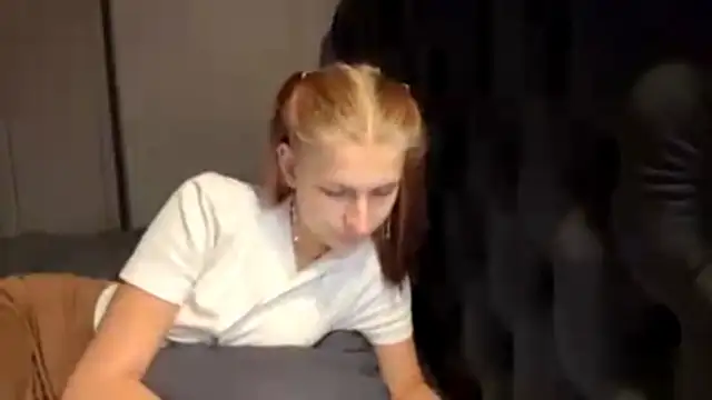 Snapshot of JeneeEady chatting on February 2026 11:06:02 AM JeneeEady online show from February 2026 11:06:02 AM