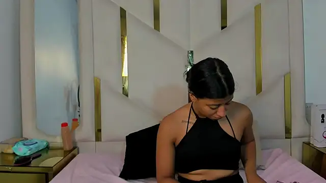 Vaneline2 online show from April 2026 01:27:02 PM