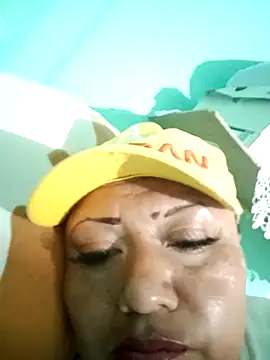 perrit17 online show from April 2026 08:45:02 PM