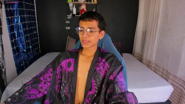  Josh Moon  online show from March 2026 06:00:01 PM