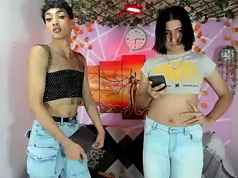 Snover hot2006 online show from March 2026 02:18:02 AM