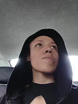 Snapshot of CharlotteKravizz chatting on February 2026 08:17:02 PM CharlotteKravizz online show from February 2026 08:17:02 PM