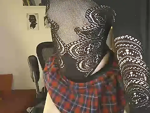 Non1ta online show from June 2026 05:28:02 PM