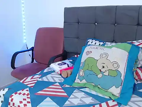 latin riahnna jp online show from February 2026 11:26:01 AM