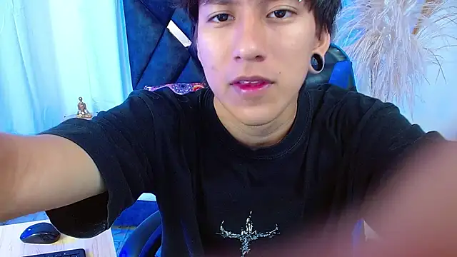 Snapshot of nikoo_18 chatting on February 2026 01:25:01 PM nikoo 18 online show from February 2026 01:25:01 PM