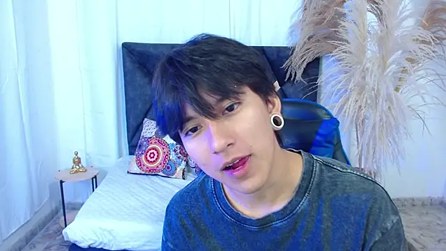 Snapshot of nikoo_18 chatting on February 2026 01:27:02 PM nikoo 18 online show from February 2026 01:27:02 PM